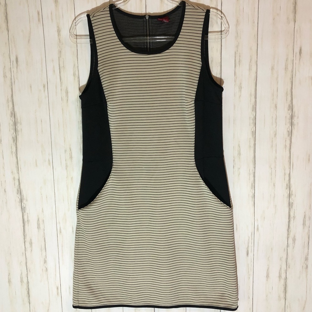 Illusion Hour Glass Business Casual Dress A7